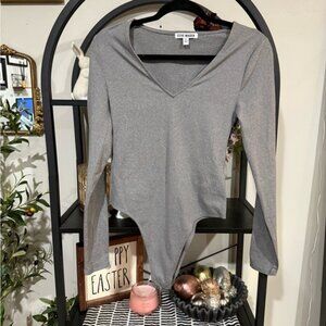 Steve Madden Asymmetrical Gray Long Sleeve Bodysuit size small